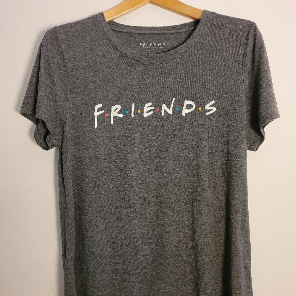 FRIENDS 90's branded t-shirt
